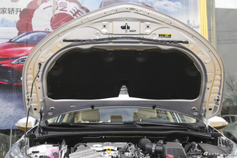 2017款卡罗拉1.2T自动GL-i真皮版