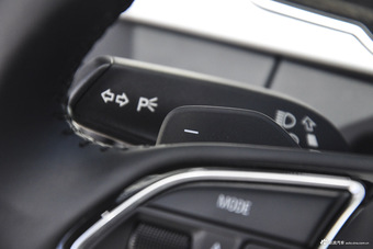 2016款改款奥迪A5 2.0T自动Coupe45TFSI舒适型