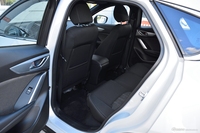 2018款马自达CX-4 2.0L手动两驱蓝天活力版