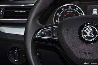 2016款速派 1.4T 自动创行版 鎏光金