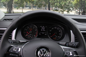 2017款途昂2.0T自动四驱豪华版380TSI