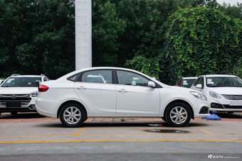 2016款和悦A30 1.5L手动舒适型 国V 典雅白