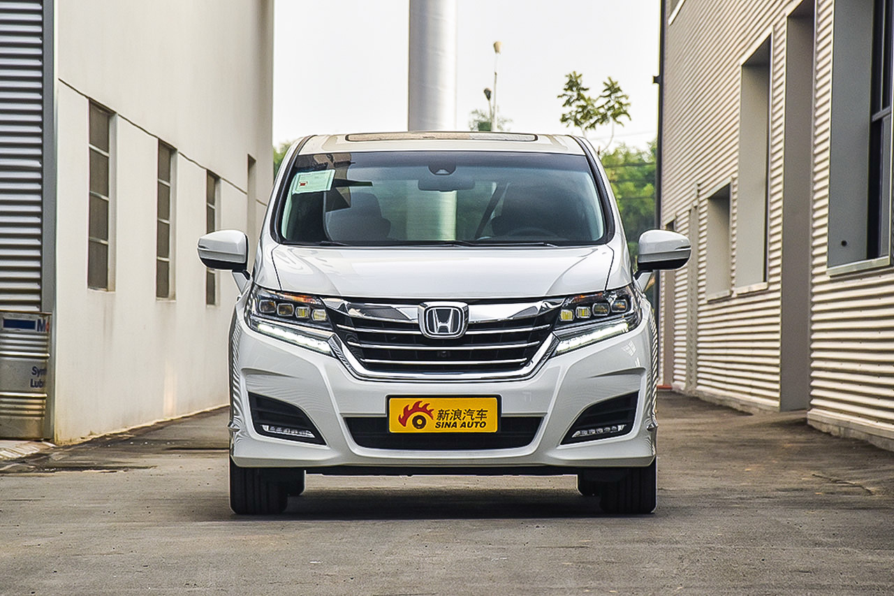 2016款艾力绅2.4L自动至尊版