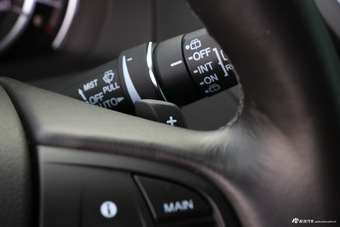 2017款讴歌MDX 3.0L自动尊驭版