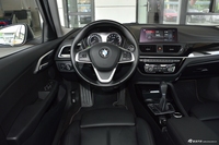 2018款宝马1系118i自动运动型