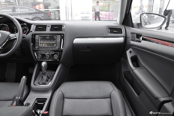 2017款速腾1.2T自动臻享型180TSI