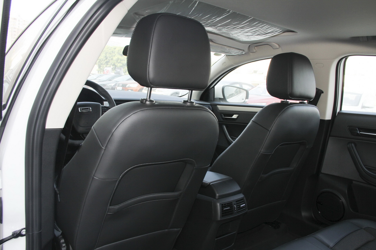 2016款观致3三厢1.6L自动致悦型