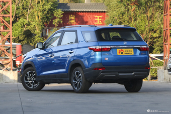 2018款风光S560改款 1.8L CVT尊贵型5座