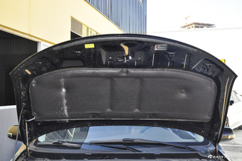 2014款众泰Z300 1.5L手动豪华型