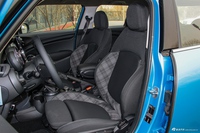 2016款MINI 1.5T自动 COOPER先锋派 五门版