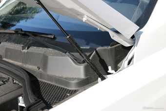 2018款宝沃BX7 2.0T自动28T两驱质享型5座