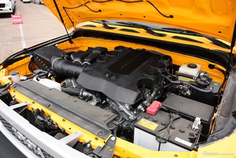 2017款丰田FJ酷路泽 4.0L