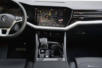 2019款途锐 2.0TSI自动锐翼版