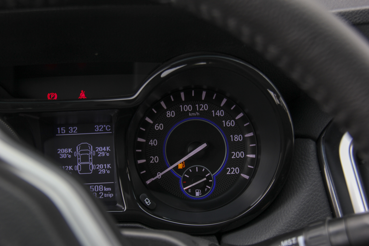 2017款域虎7 2.4T手动柴油四驱豪华版JX4D24A5L