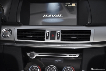 2017款哈弗H7 2.0T自动尊享型红标