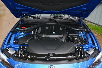 2017款宝马4系2.0T自动425i Gran Coupe尊享型M运动套装图片