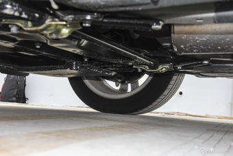 2016款标致3008 1.6THP自动经典版