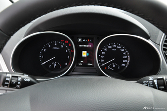 2017款格越3.0L自动7座四驱旗舰豪华科技套件