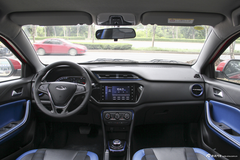  2018款瑞虎3xe新能源 400畅行版