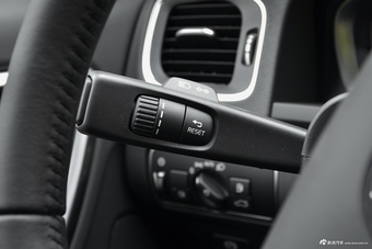 2019款沃尔沃S60L 1.5T自动T3智进版