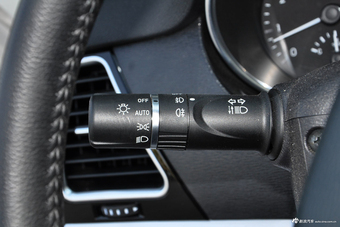 2017款哈弗H6 Coupe 2.0T自动两驱精英型红标