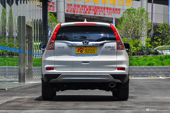 2015款CR-V 2.4L自动两驱豪华版