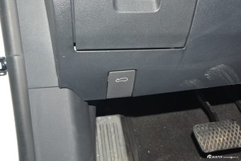 2017上汽大通D90 2.0T自动四驱北极星