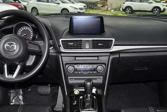 2017款马自达3昂克赛拉 三厢 1.5L 自动豪华型