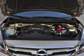 2017款海马福美来1.6L自动豪华型