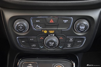 2017款指南者1.4T自动 200T臻享版