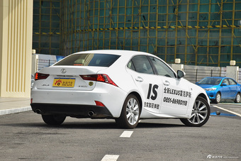 2015款雷克萨斯IS 2.0T自动200t F SPORT