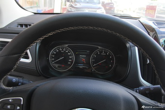 2018款斯威X7 1.5T手动豪华型7座