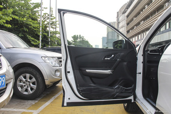 2016款科雷嘉2.0L自动两驱尊贵版