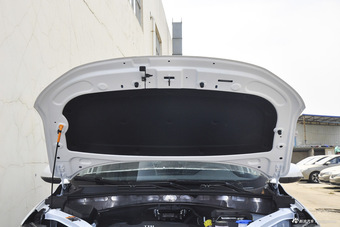 2016款荣威RX5 20T手动两驱互联网智惠版 