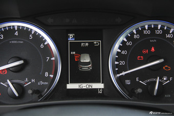 2018款汉兰达2.0T自动四驱尊贵版7座