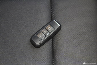 2018款斯威X7改款1.5T手动豪华互联版7座