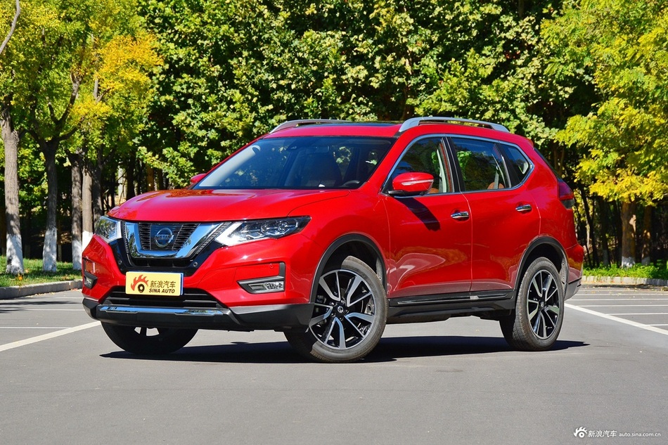 2019款奇骏2.5L自动四驱智联至尊版