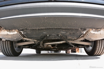 2018款奥迪A6L 1.8T自动30周年年型TFSI进取型