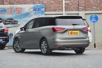 2019款别克GL6 1.3T自动18T互联尊贵型6座国VI