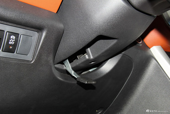 2016款北汽幻速S3L 1.5L手动尊贵型