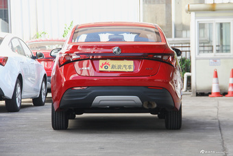 2016款名爵锐行1.5L自动风尚版