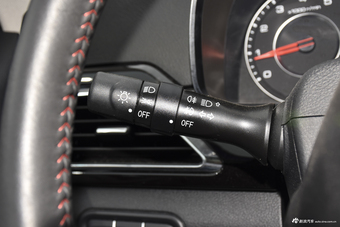 2017款大迈X5 1.5T手动尊贵版 