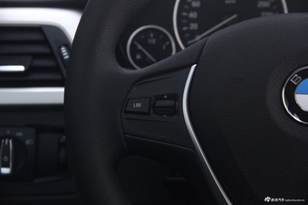 2017款宝马3系GT 2.0L自动320i时尚型