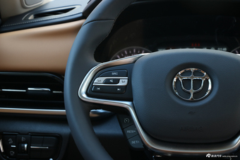 2018款中华V7 1.6T自动豪华型5座280T