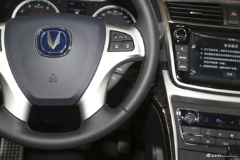 2016款睿骋1.8T自动智享版尊驰型