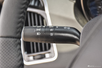 2017款海马S5强动力版1.5T自动尊贵型