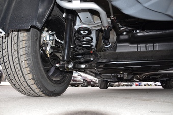 2016款众泰Z300 1.5L手动尊享型