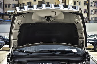 2016款自由光2.4L自动领先版 星光银