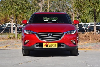 2018款马自达CX-4 2.5L自动四驱蓝天运动版
