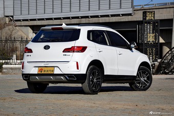 2017款奔腾X40 1.6L自动